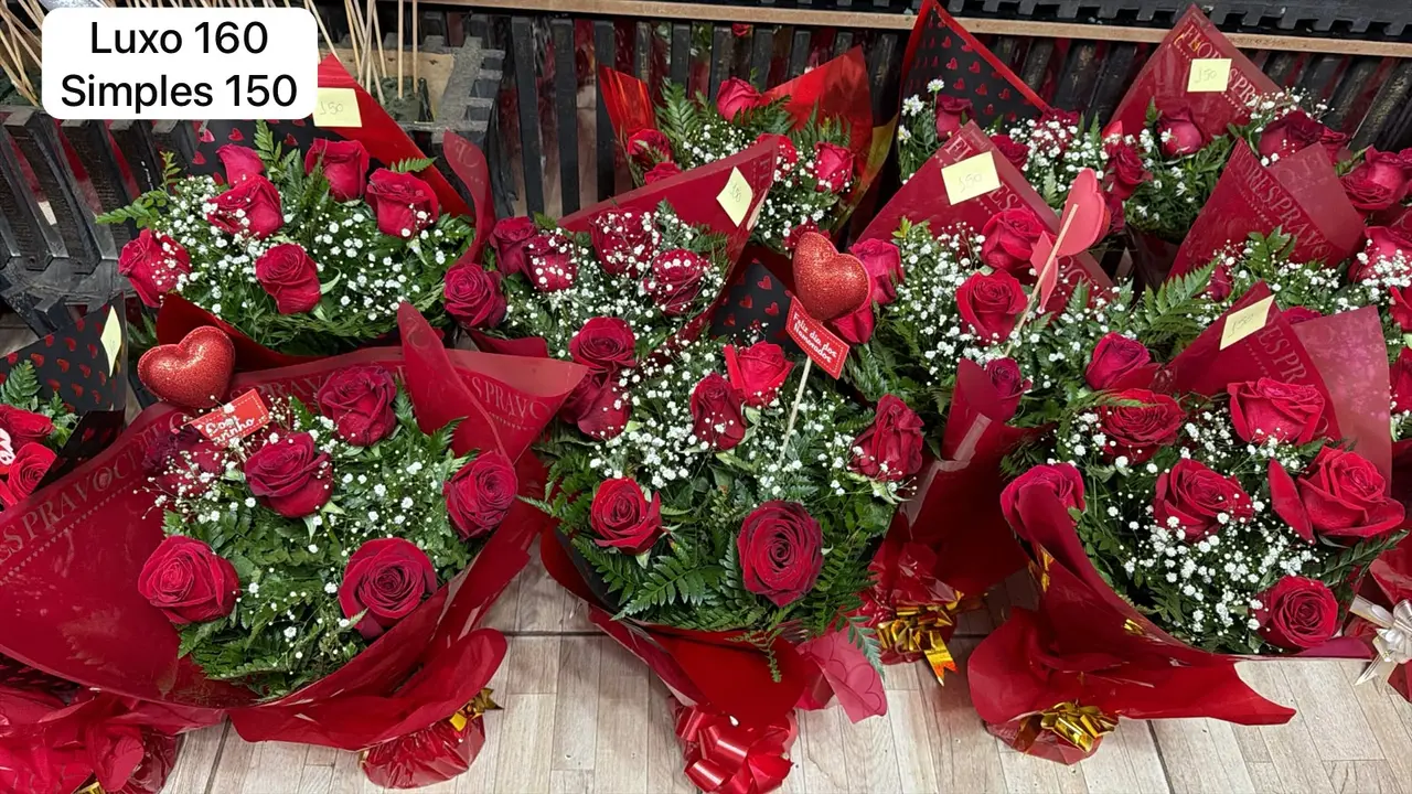 Buque Luxo 6 Rosas