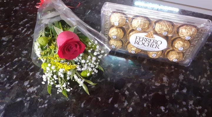 Rosas e Chocolate