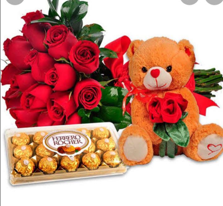 Buquê Rústico 12 Rosas, Urso e Chocolate.