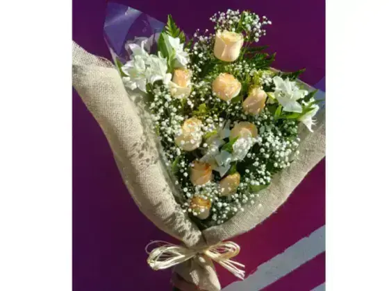 Ramalhete de Rosas na Juta - Champanhe