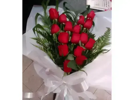 Ramalhete de Rosas Vermelhas - 15 Rosas