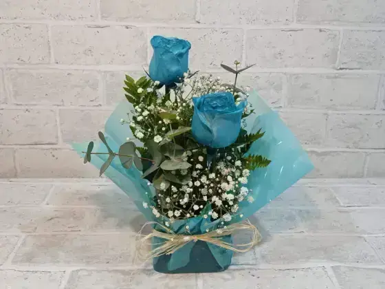 Arranjo com Rosas Azuis - 2 Rosas