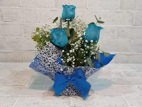 Arranjo com Rosas Azuis - 3 Rosas