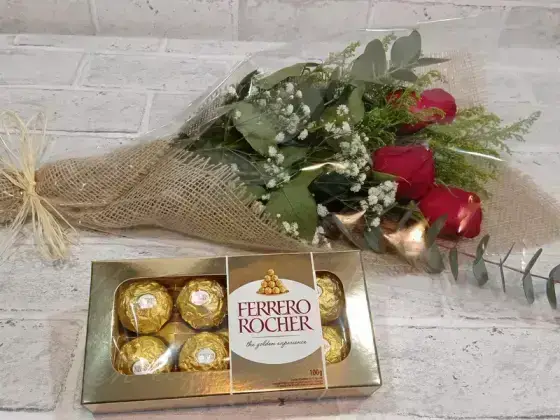 Ramalhete com 3 Rosas Vermelhas na Juta - Ferrero 8 Unidades