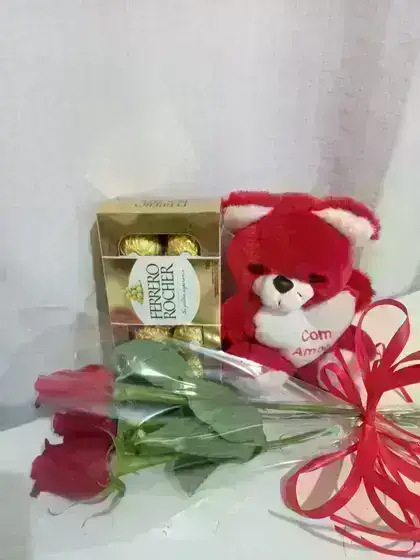 Ramalhete de Rosas com Pelúcia e Caixa de Chocolate / Vermelhas / 03 Unidades