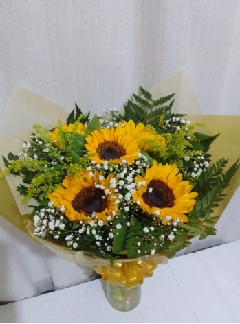 Bouquet com Bouquet girassóis / Amarelo / 05 Unidades