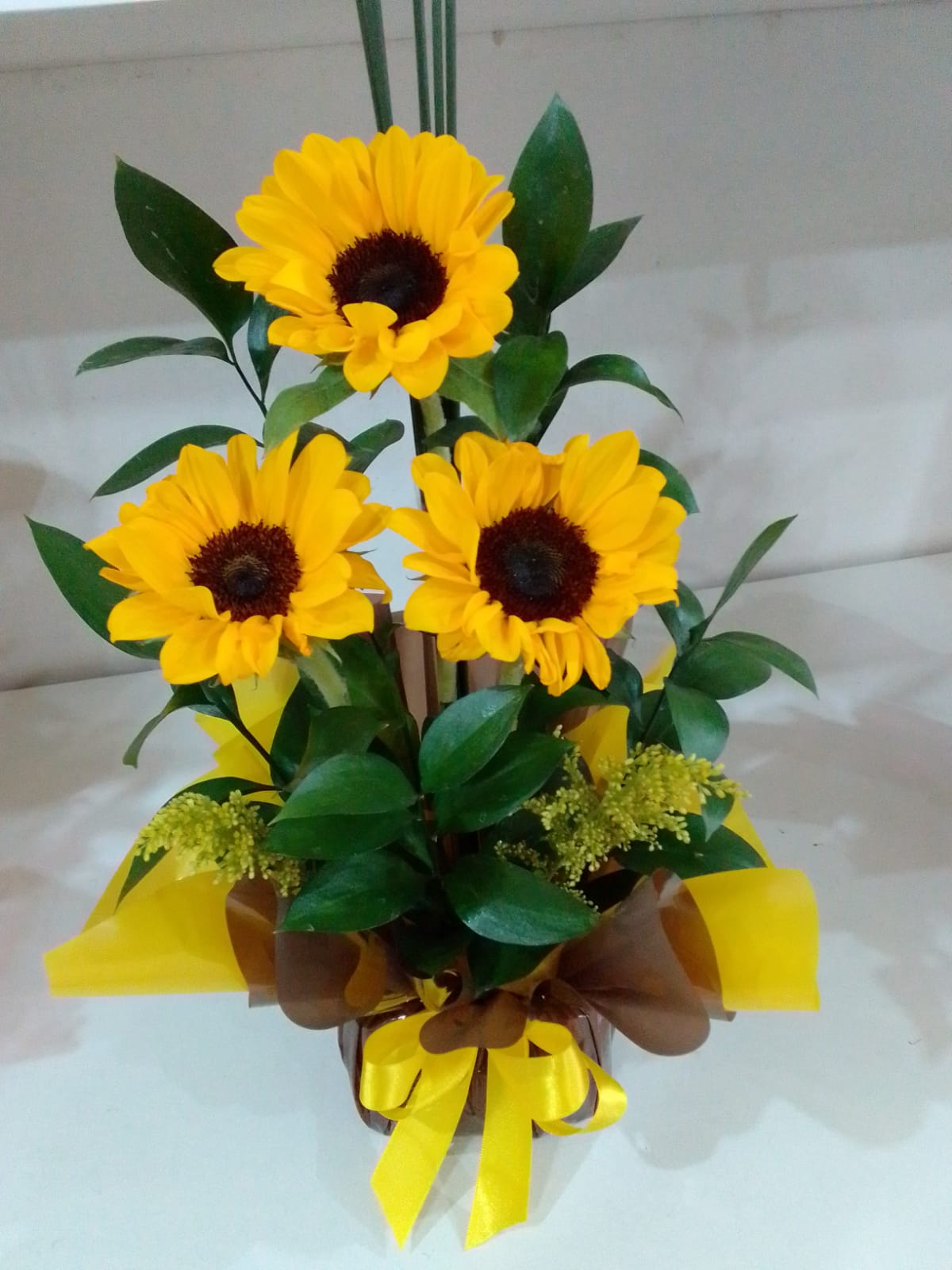 Arranjo com Girassóis / Amarelo / 03 Unidades