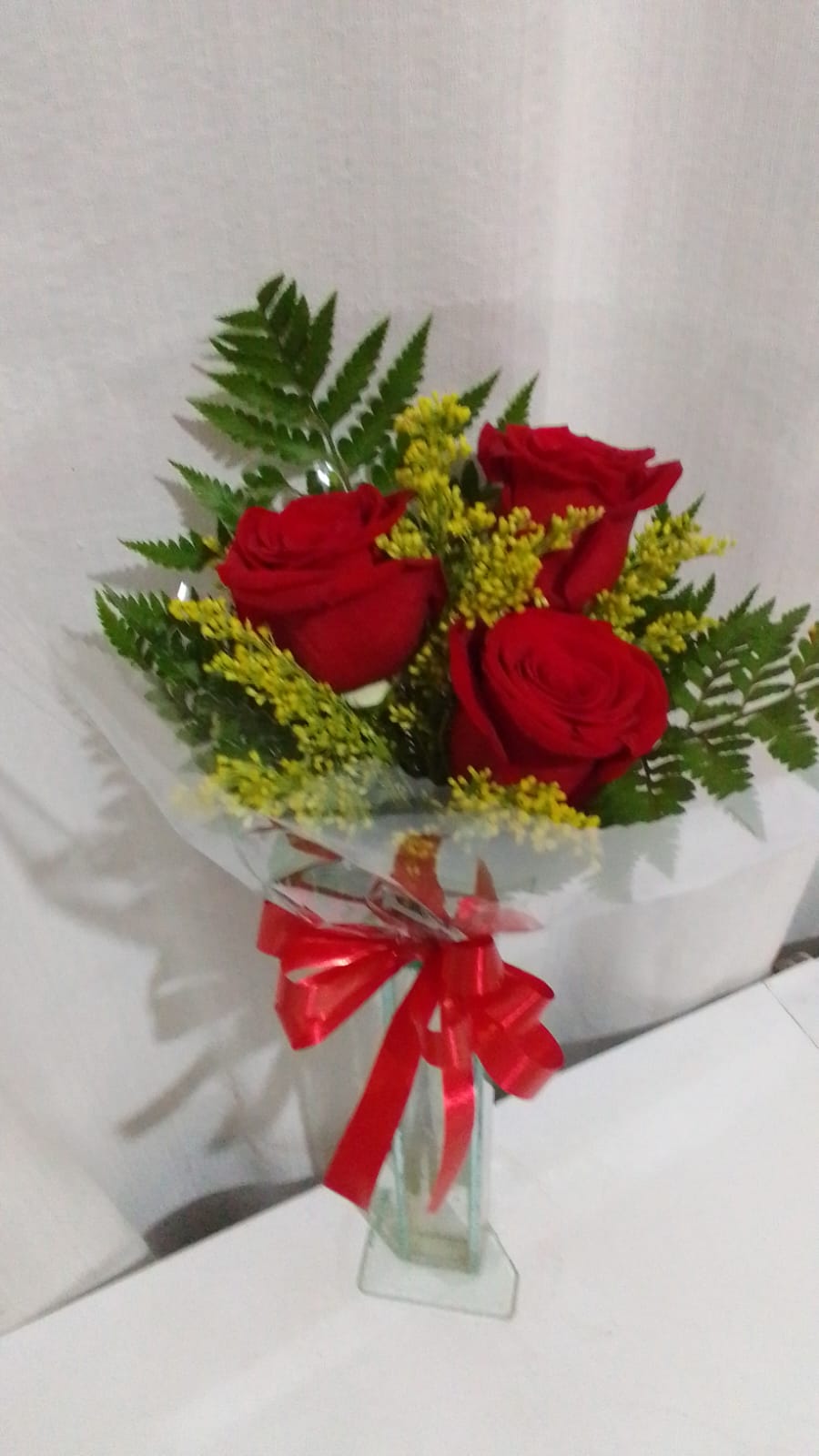 Bouquet com Mini Buquê Rosas / Vermelhas / 03 Unidades