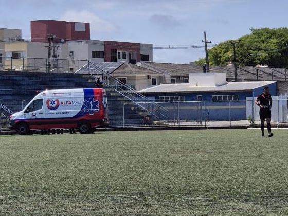 Garoto do São Joseense tem fratura exposta em jogo contra o OFEC no sub-16