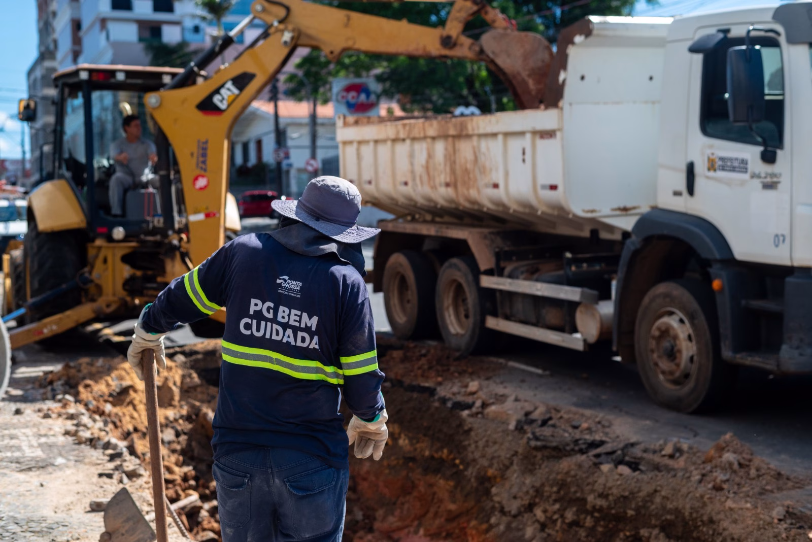 Desvio altera tráfego na Monteiro Lobato durante obra em galerias