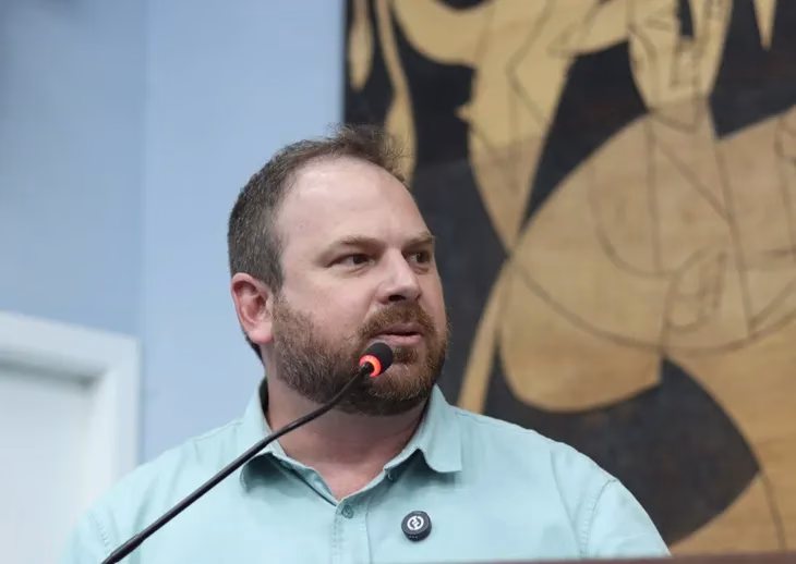 Vereador Guilherme Mazer acionou o Ministério Público para Prefeitura restabelecer transparência 