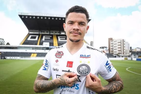 Atacante rescinde contrato com Operário e jogará Série A em 2026