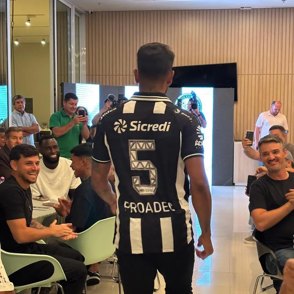 Sicredi confirma patrocínio ao Operário no lançamento do uniforme da temporada 2026