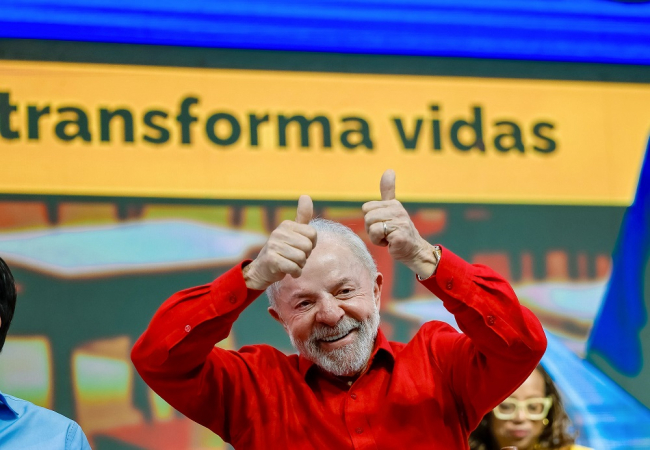 MP do Governo Lula revê cálculo do piso do magistério para 2026