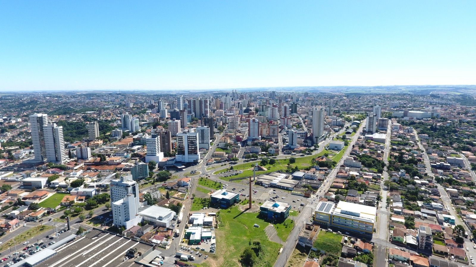 Confira o calendário de feriados e pontos facultativos de 2026 em PG
