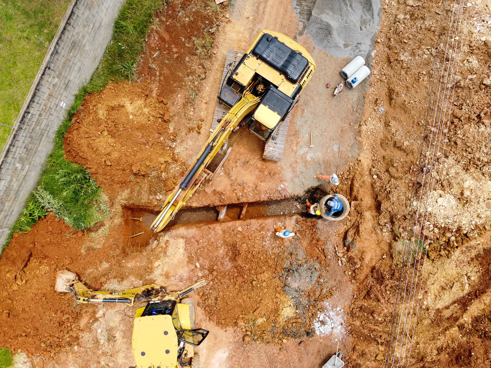 Obras de R$ 1,4 milhão levam asfalto e melhoram acesso ao CMEI no Núcleo Rio Verde
