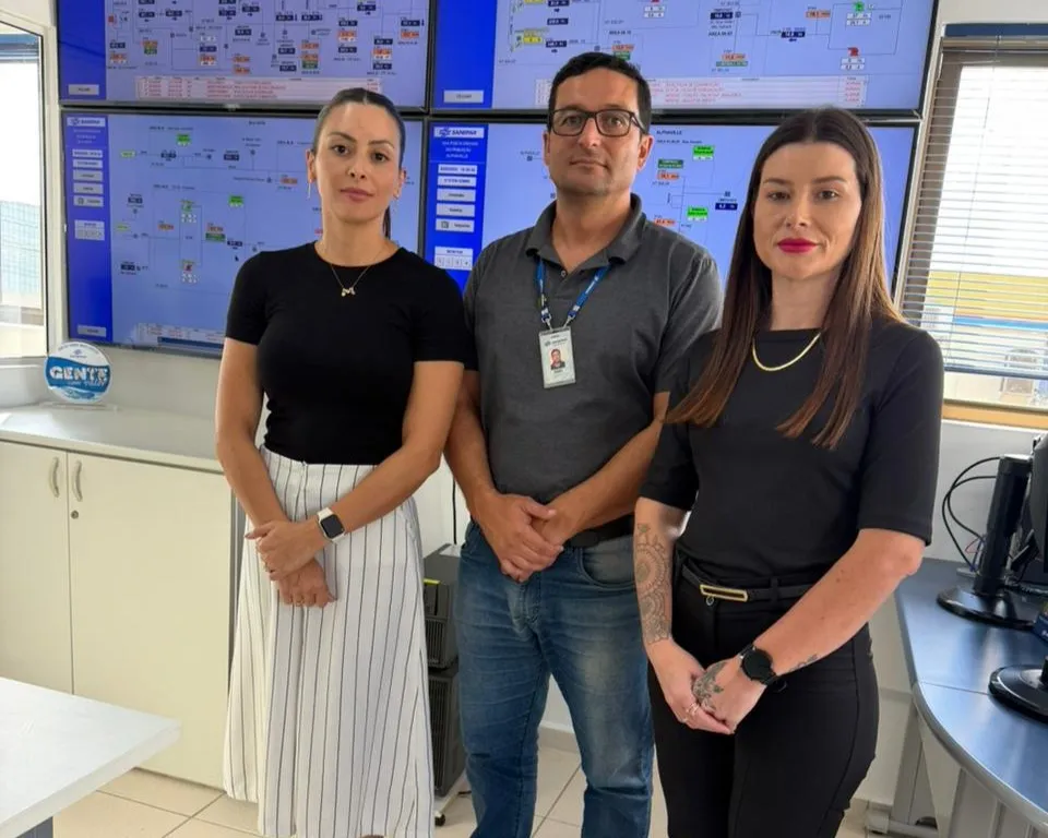 Mabel e Joce Canto cobram Sanepar sobre gosto e cheiro da água em PG