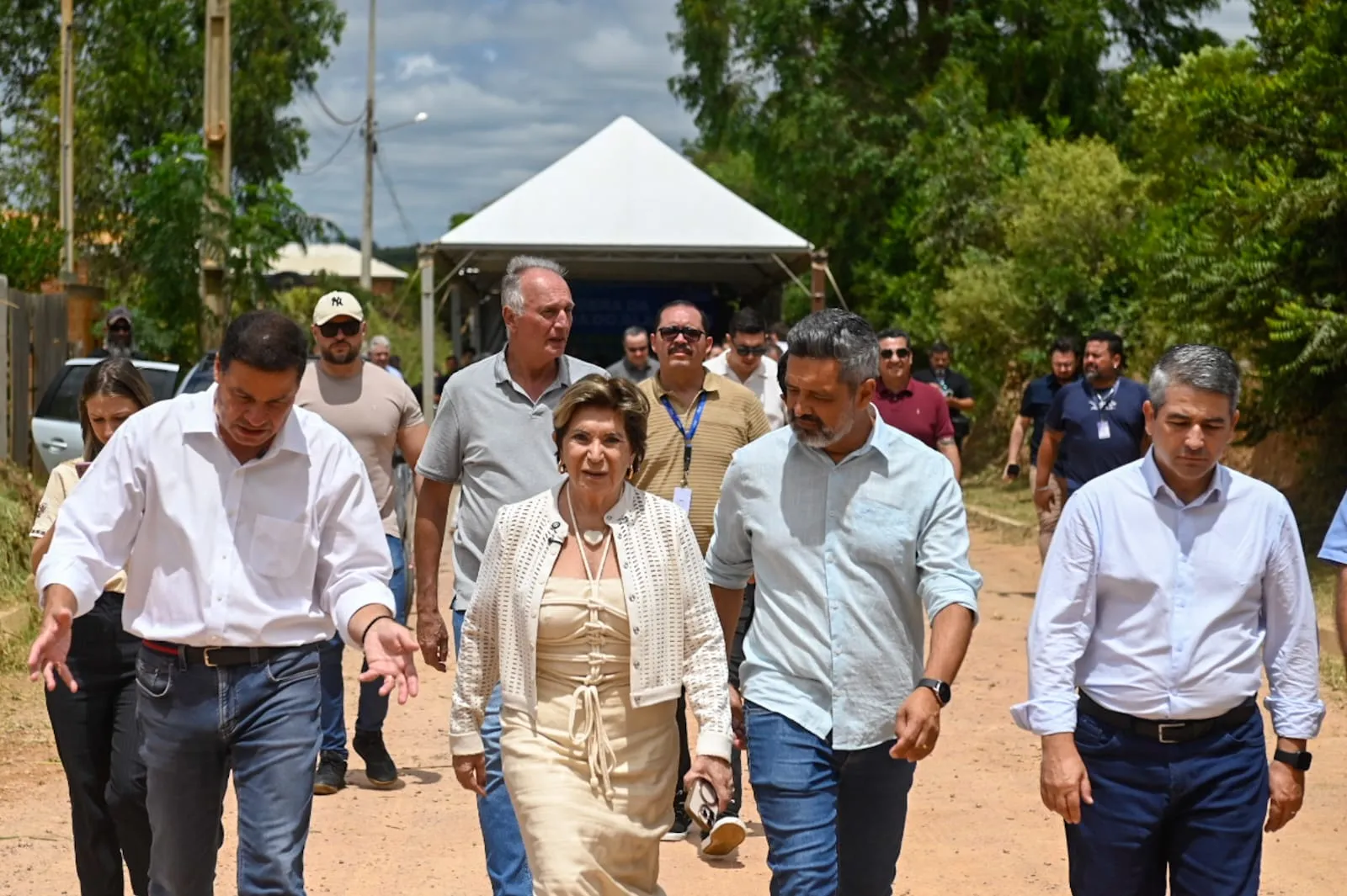 Prefeitura anuncia retomada de pavimentação na Estrada dos Alagados 