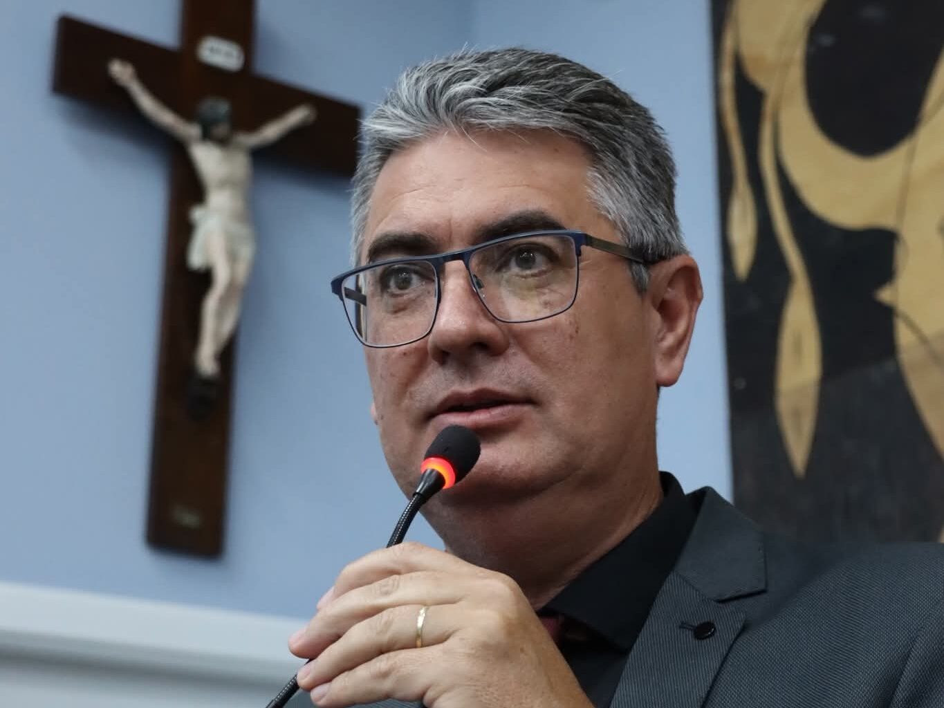 Júlio Kuller: "Eu sou do grupo político da prefeita Elizabeth e serei o candidato" | ASSISTA AQUI!