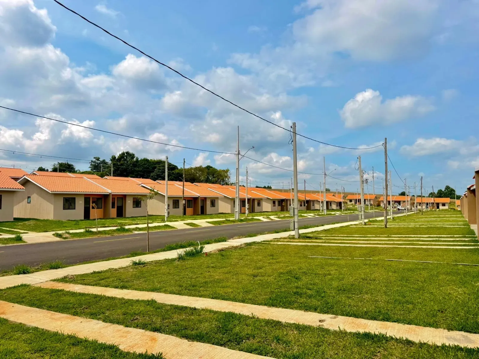 Residencial com 220 casas é entregue na Colônia Dona Luiza em PG