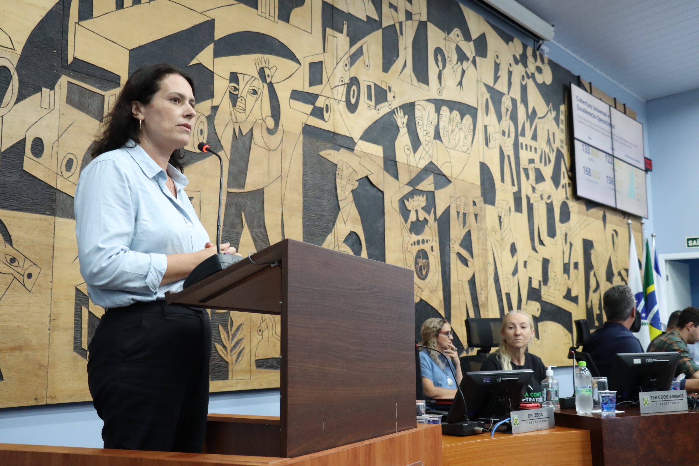 Câmara cobra explicações da Sanepar sobre água em Ponta Grossa
