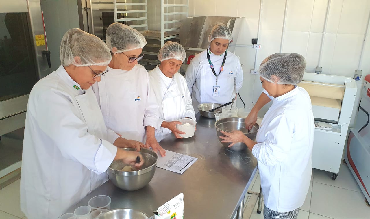 Saiba como se inscrever para os cursos gratuitos de pizzaiolo e salgadeiro em PG