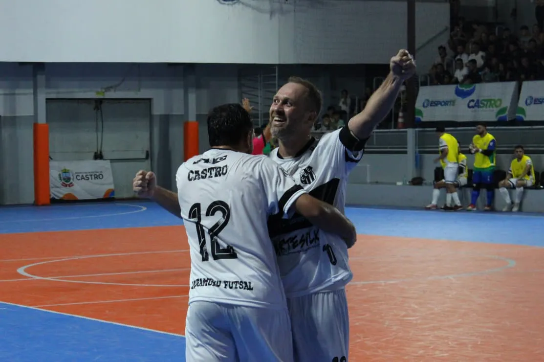 Caramuru vence por 5 a 0 e lidera grupo na estreia da Série Bronze do Paranaense
