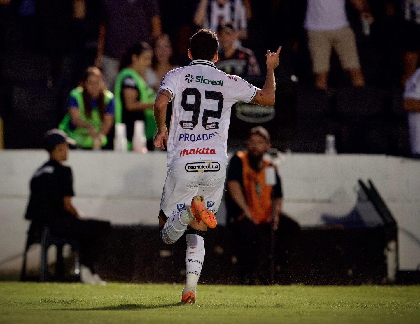 Operário estreia na Série B com vitória sobre o Atlético-GO