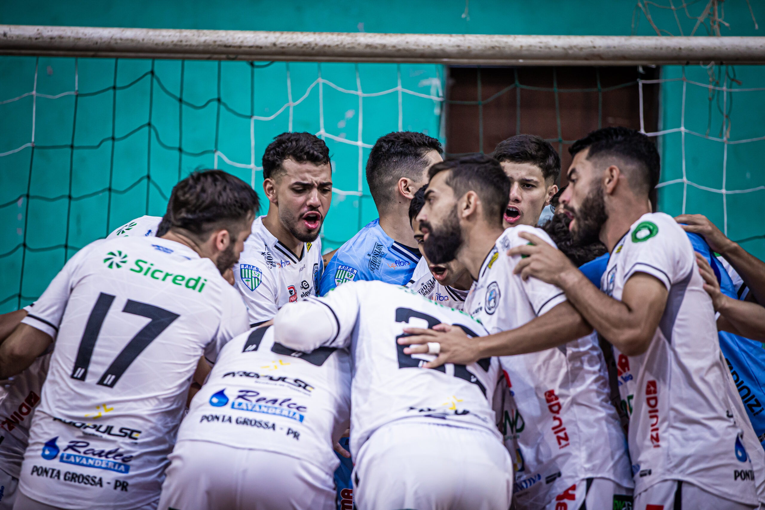 Contorno vence Caramuru, soma cinco vitórias e mantém 100% na Série Bronze