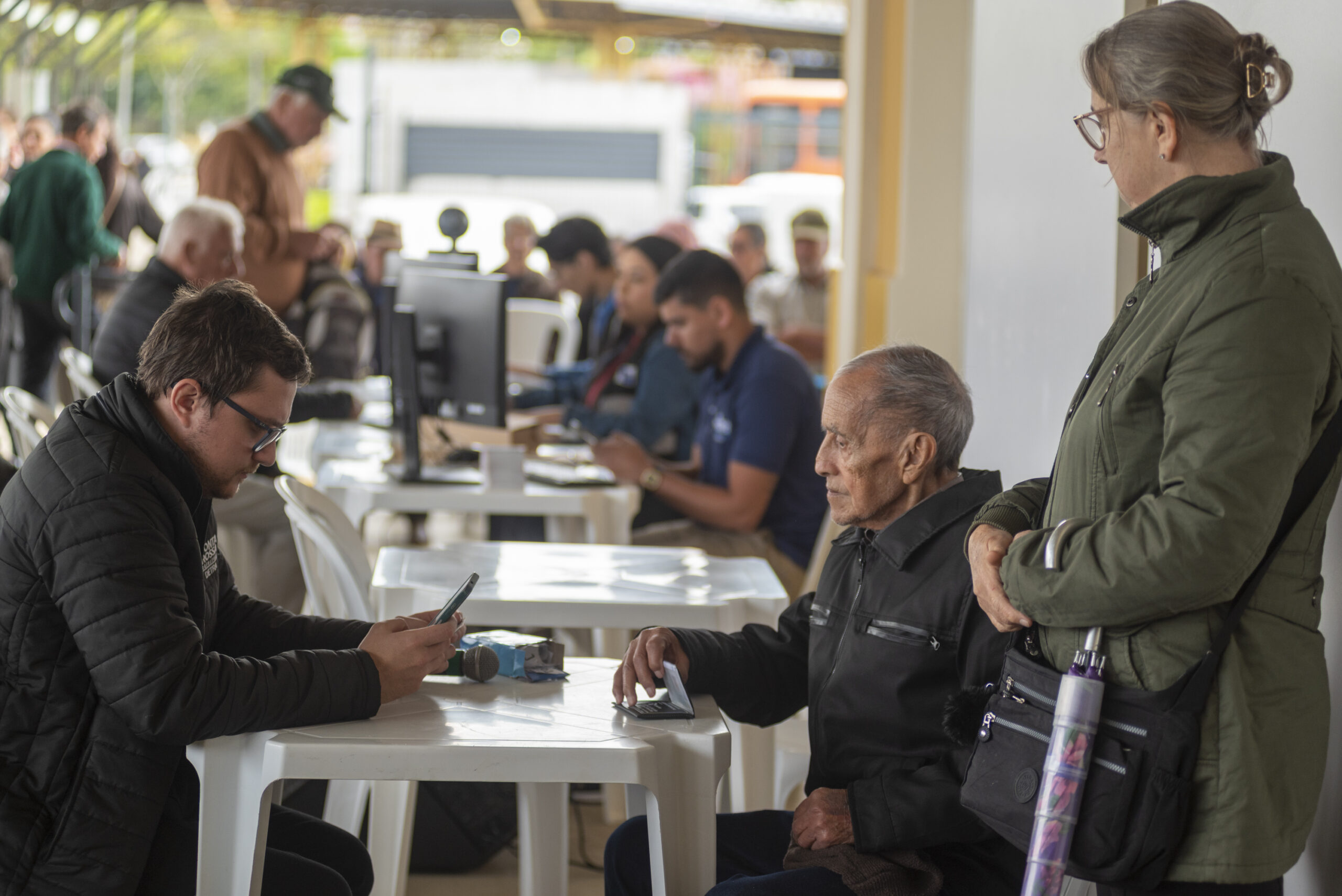 Serviços gratuitos chegam ao Gralha Azul nesta sexta (24); confira as atividades