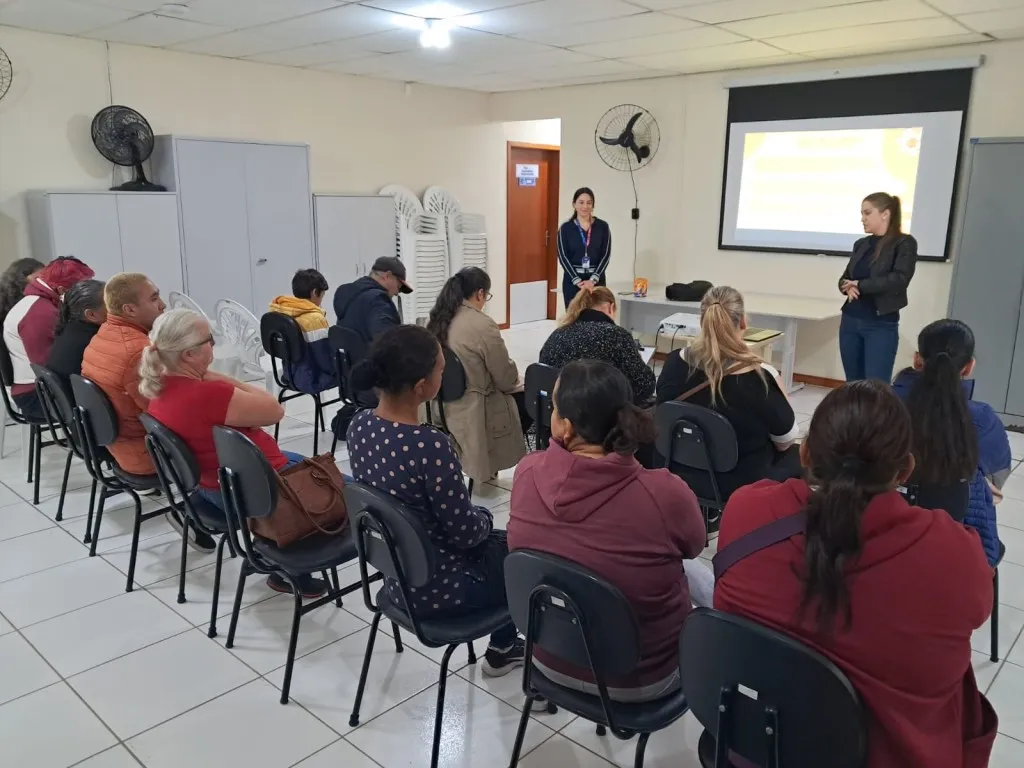 CRAS promovem ações do Maio Laranja para reforçar proteção de crianças e adolescentes