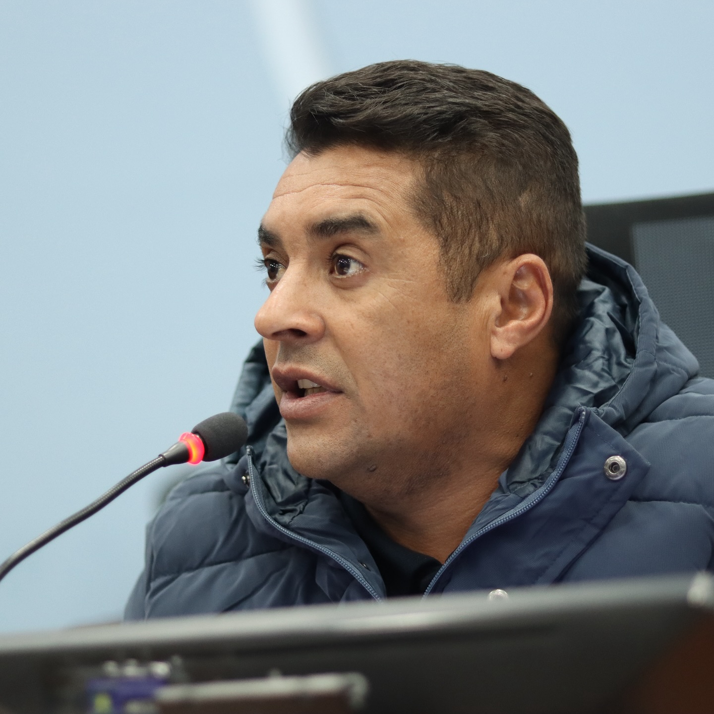PG sanciona lei e cria cordão de identificação para pessoas com surdez